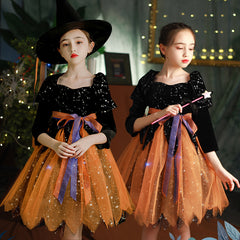 Witch dress fabric detail