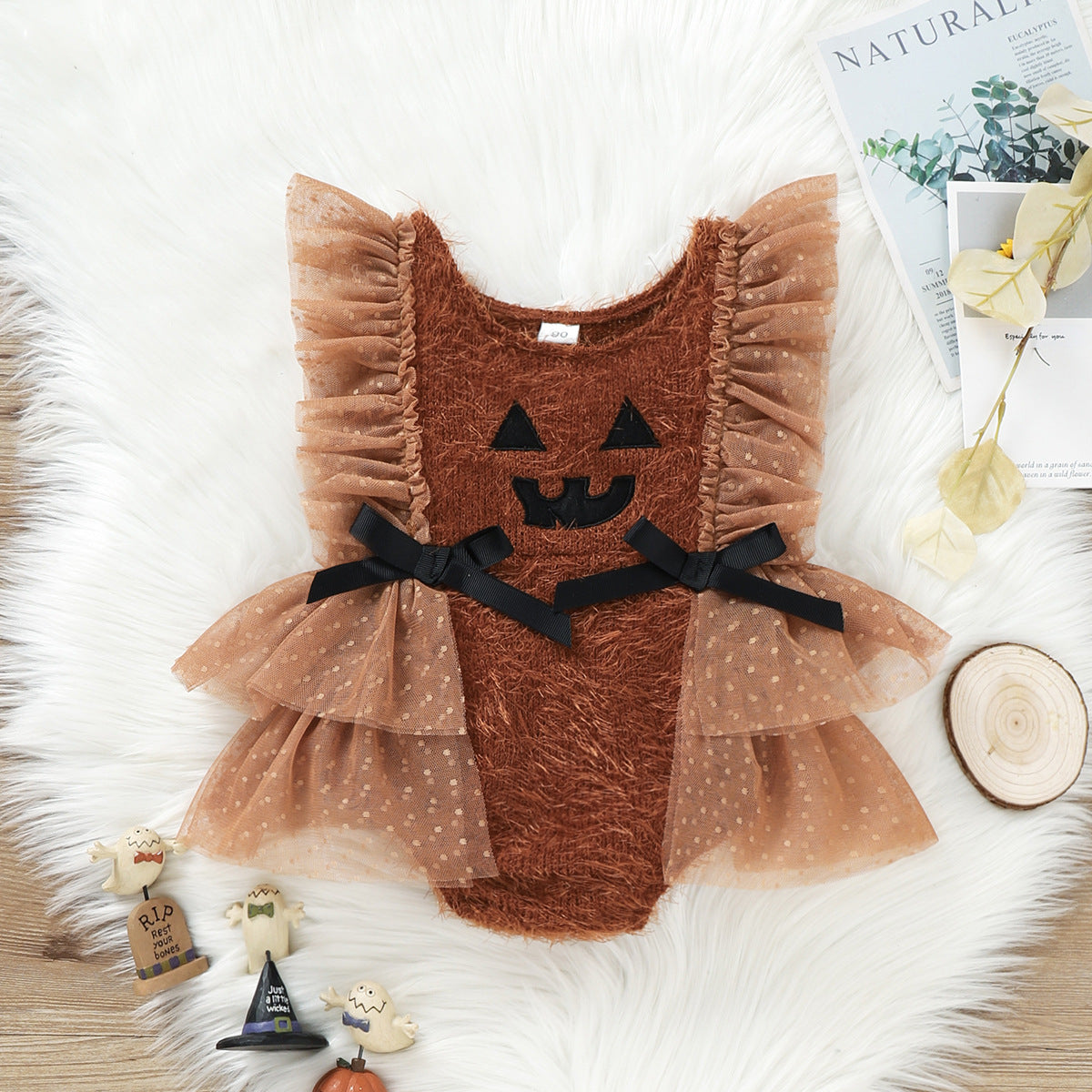 Pumpkin romper bow detail