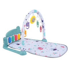 Piano keyboard panel detail on the baby play mat